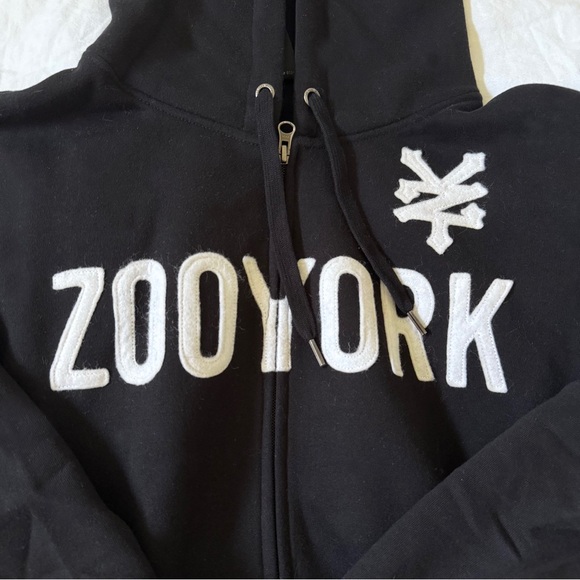 Zoo York Black Zip-Up Hoodie - Picture 4 of 8